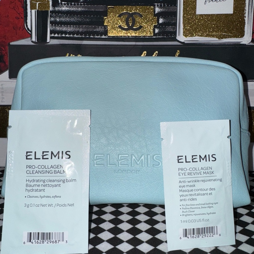 Elemis Pro-Collagen Skincare Set in Light Blue
